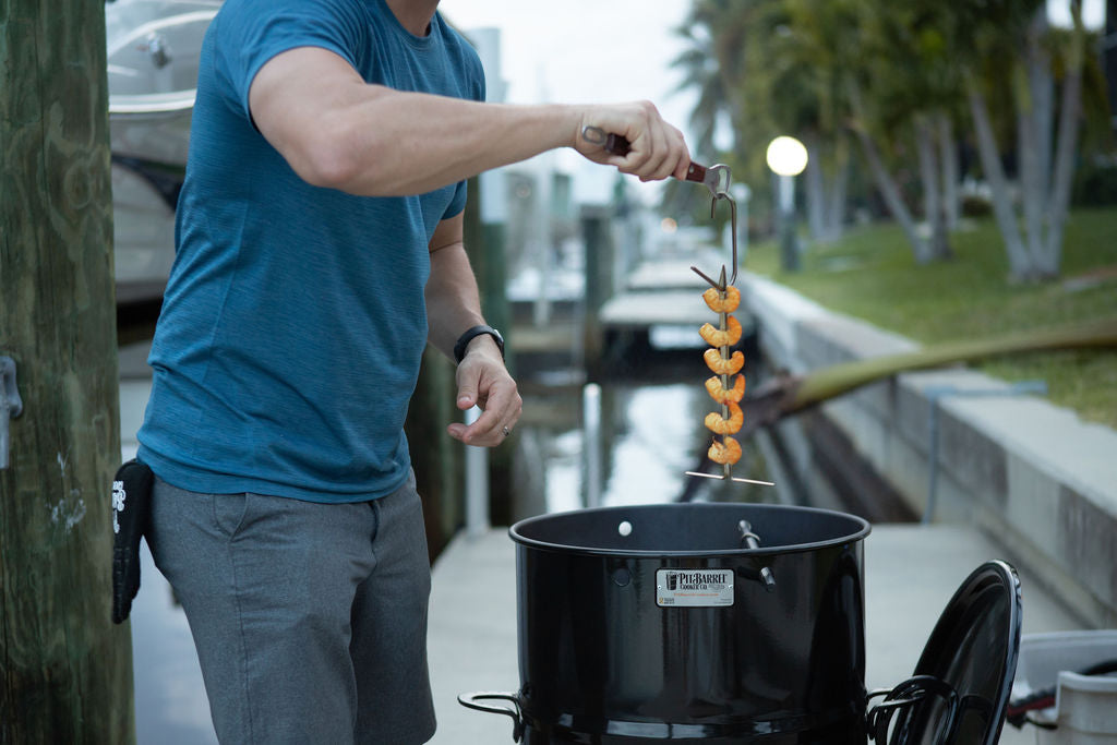 https://pitbarrelcooker.com/cdn/shop/products/Pit-Barrel-Shimp-Man-2_1800x1800.jpg?v=1695315938